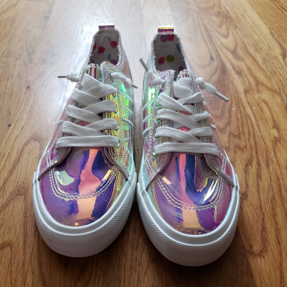 Girls metallic pink sneakers